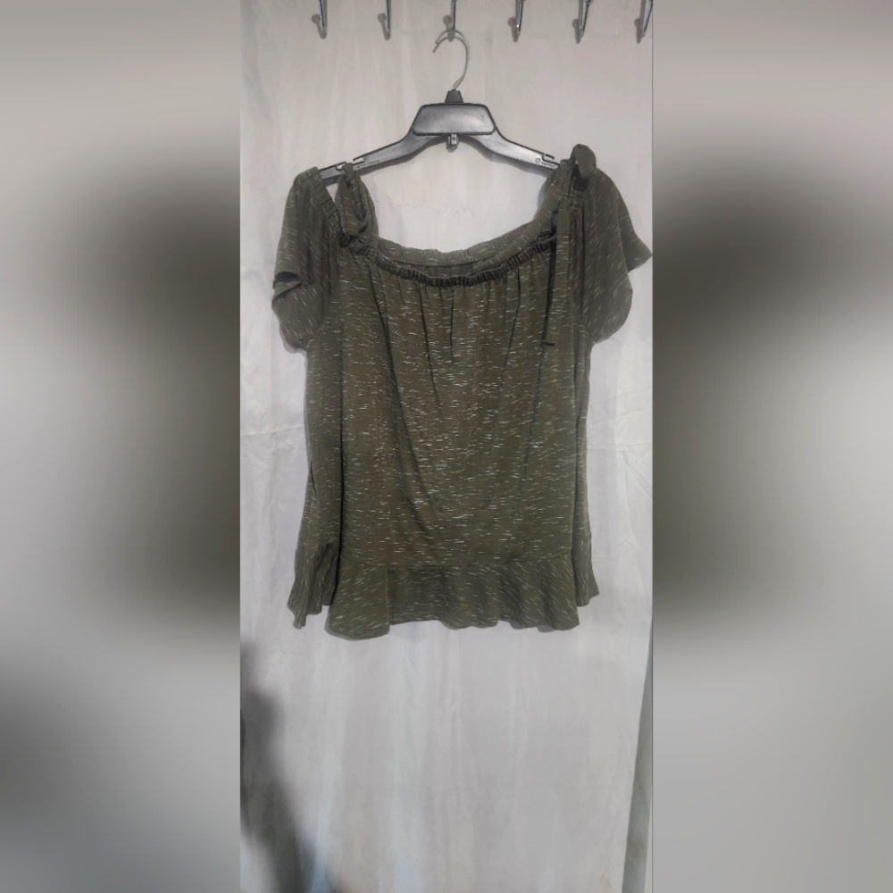 A.N.A. Summer Tie Cold Shoulder Top